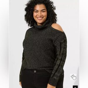 Torrid Lurex Cable Pullover Cold Shoulder Turtle Neck Sweater Size 4 NWOT